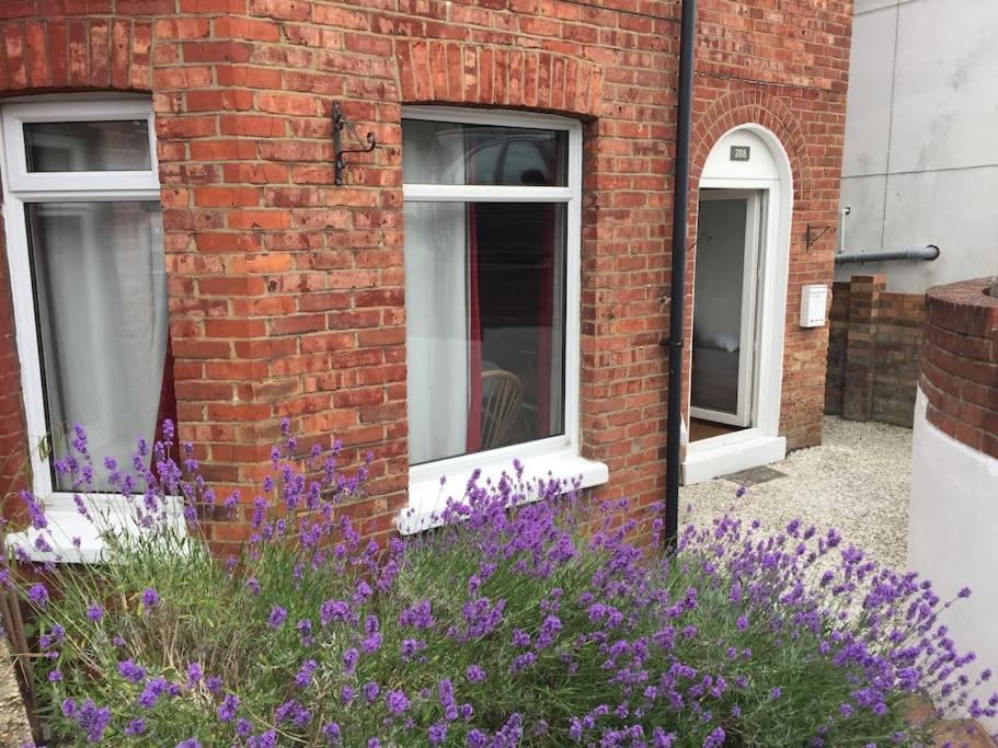 Spacious 5 Large Bedroom Victorian House - Beach 2 Miles Poole Esterno foto